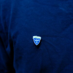 Pin's