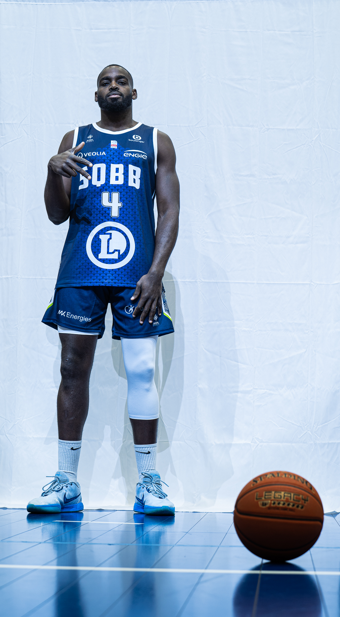 Tenue championnat Domicile bleue Saison 2024/2025